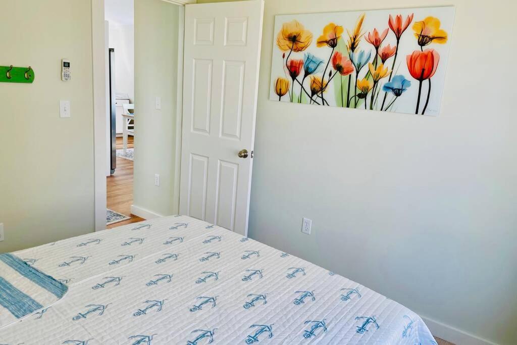 Newly Renovated Carriage House Near Town & Beaches Madison Dış mekan fotoğraf