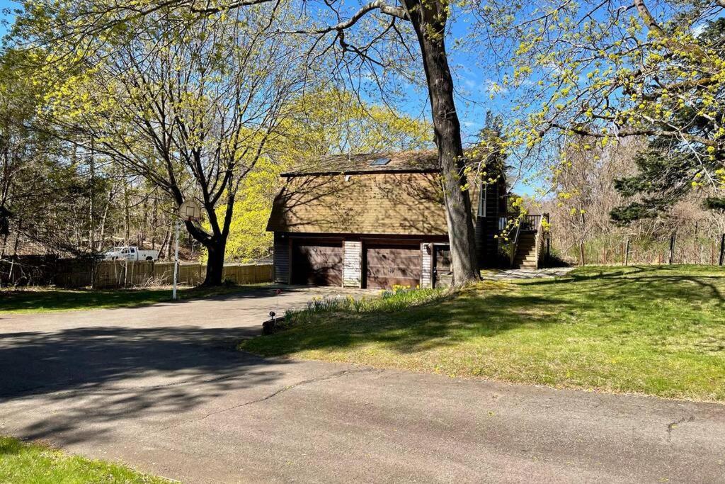 Newly Renovated Carriage House Near Town & Beaches Madison Dış mekan fotoğraf