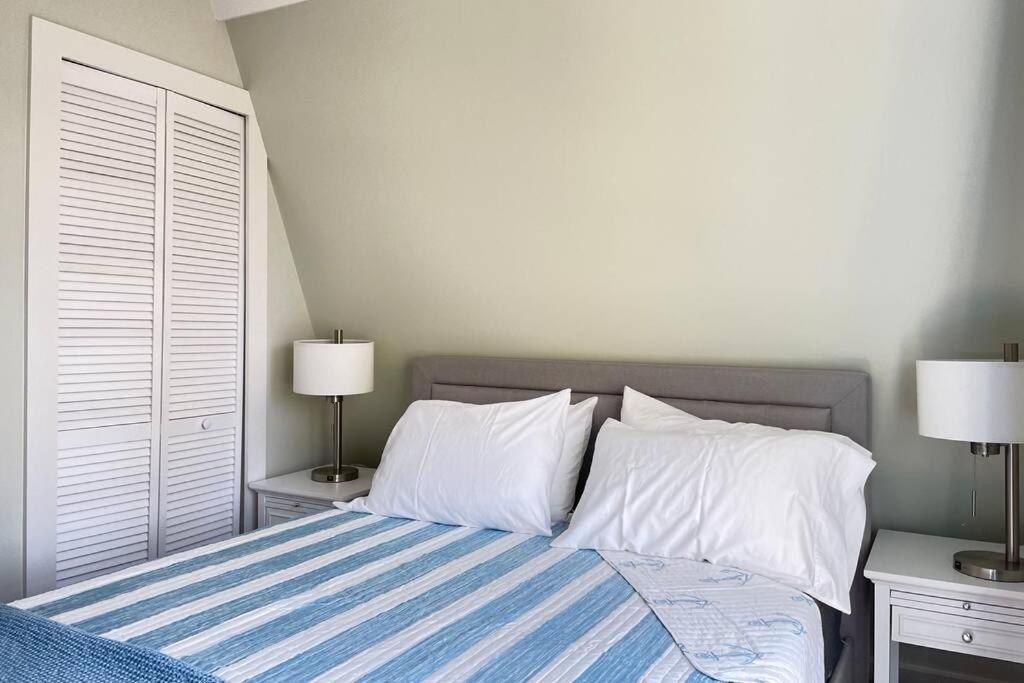 Newly Renovated Carriage House Near Town & Beaches Madison Dış mekan fotoğraf